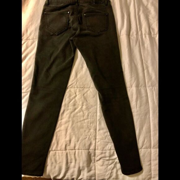 Nice skinny jeans by Zara in size 6 - Picture 3 of 5